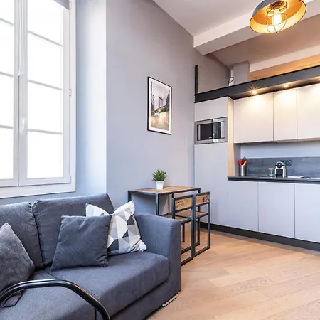 10 Segurane - Magnifique Mezzanine - Port De